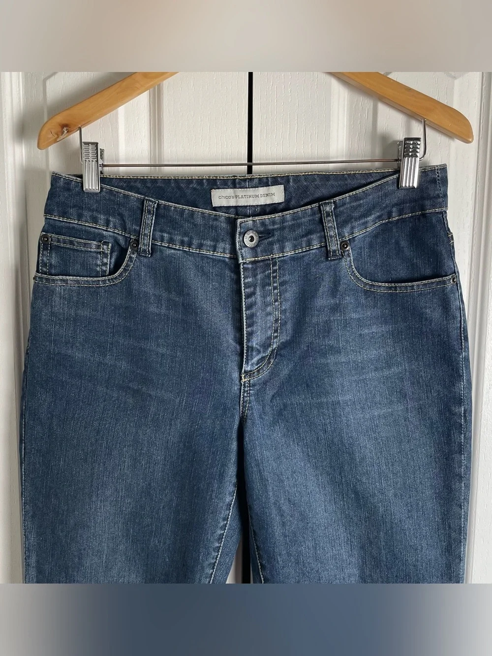 Chico's Platinum Denim Ultimate Fit Slim Leg Jeans Women’s Size 0.5 (S/6) Blue